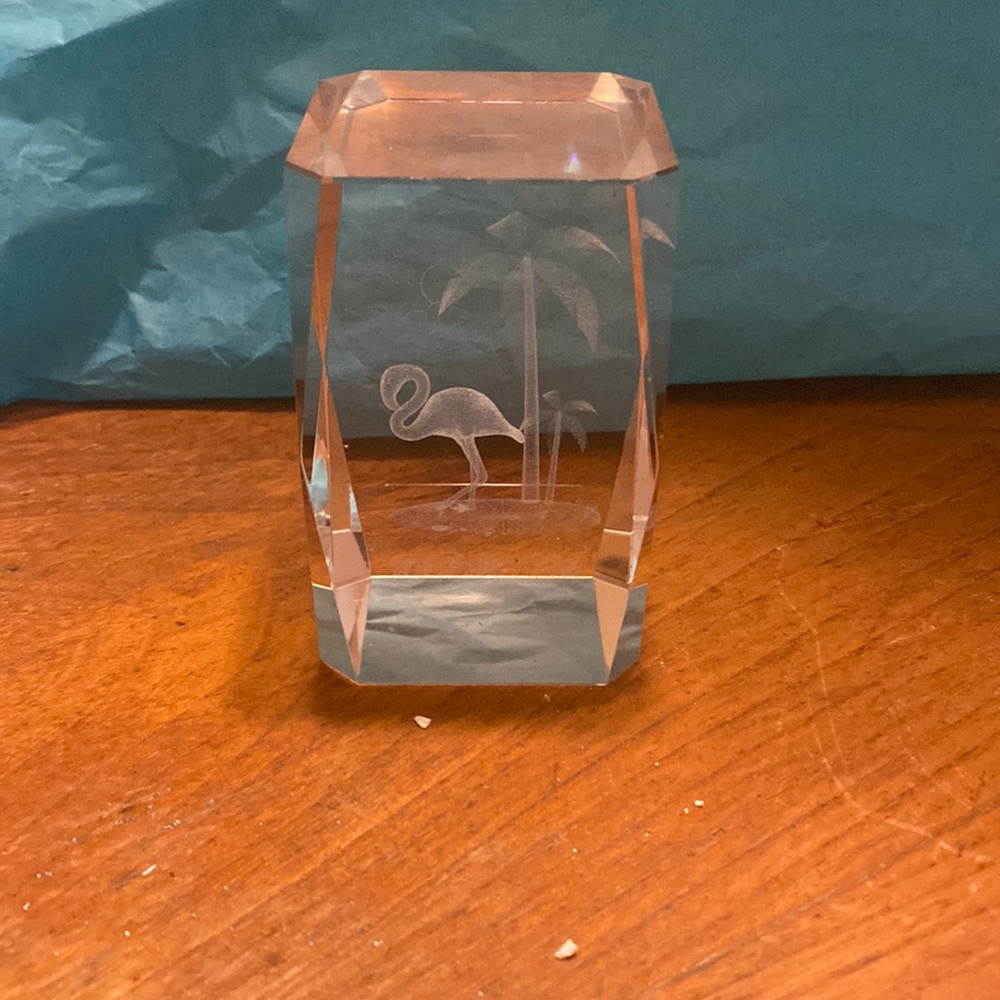 1990’s souvenir clear crystal Florida paperweight laser flamingo & palm trees